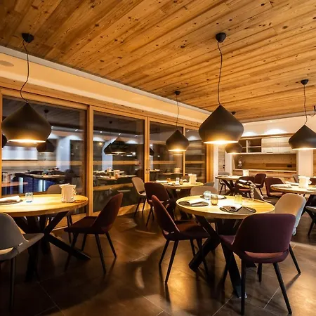 Hotel Monaco Sport 3*