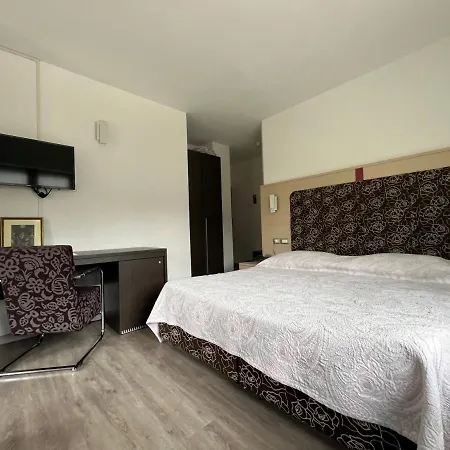 Hotel Monaco Sport 3*